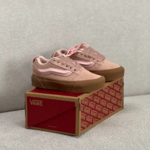 Vans Knu Skool