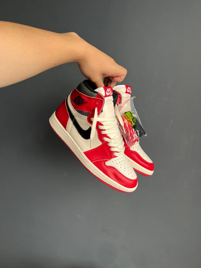 Nike Air Jordan Retro 1 Lost And Found - Imagen 5