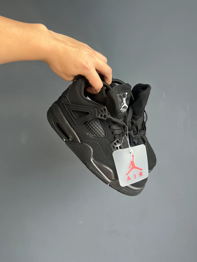 Air Jordan Retro 4 Black Cat - Imagen 5