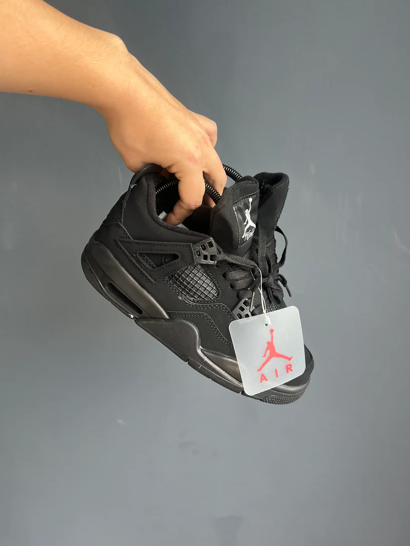 Air Jordan Retro 4 Black Cat - Imagen 4