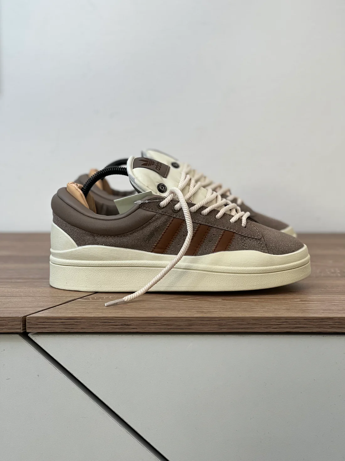 Bad Bunny x adidas Campus Chalky Brown - Imagen 4