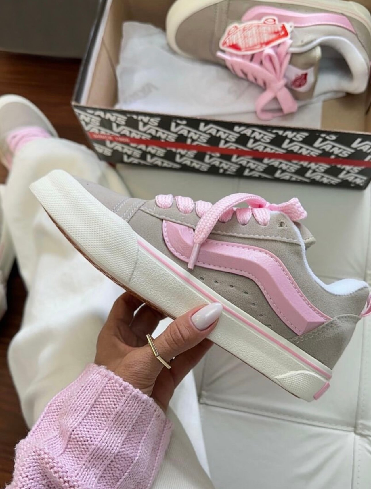 Vans KNU gris con rosa - Imagen 3