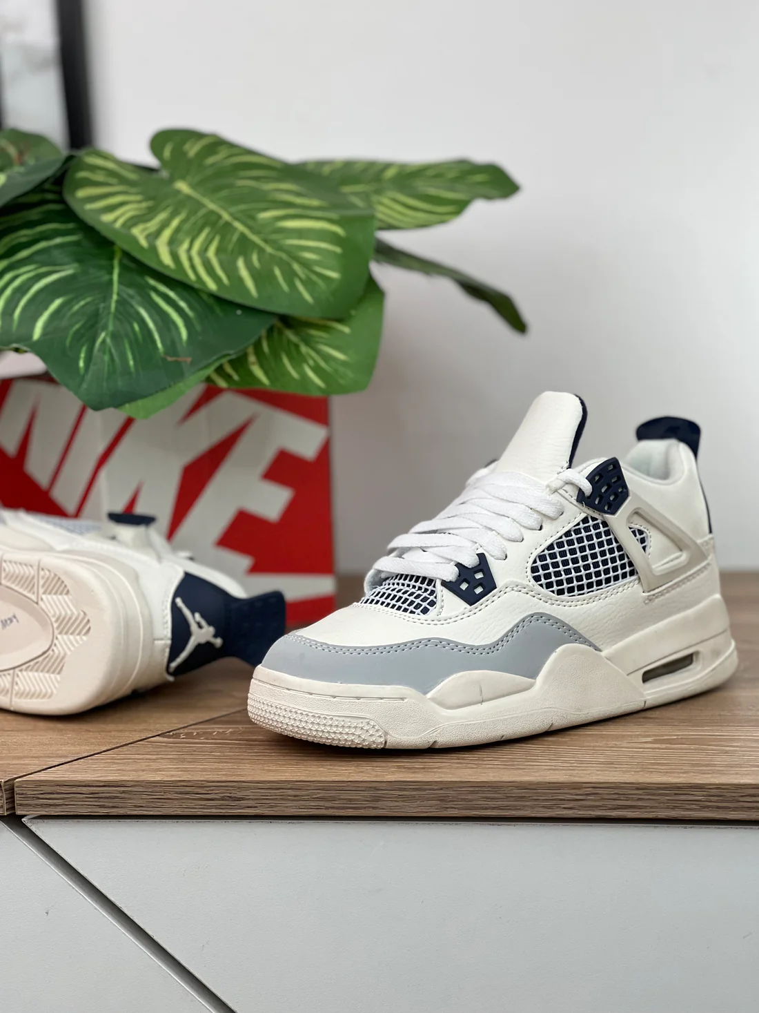 Air Jordan 4 - Imagen 4