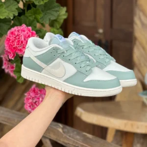 Nike Dunk Low 'Mica Green'