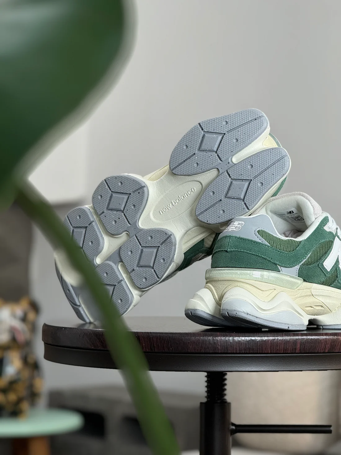 New Balance 9060 Nori - Imagen 4