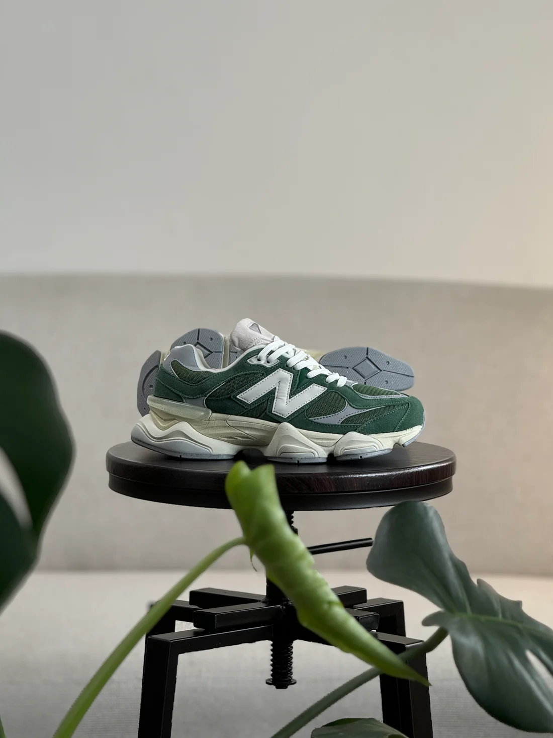 New Balance 9060 Nori - Imagen 2