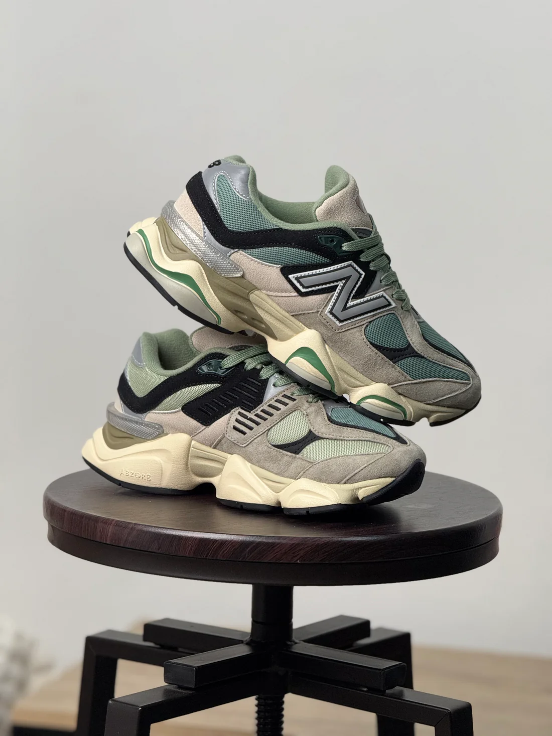 New Balance 9060 Dirty Green - Imagen 4