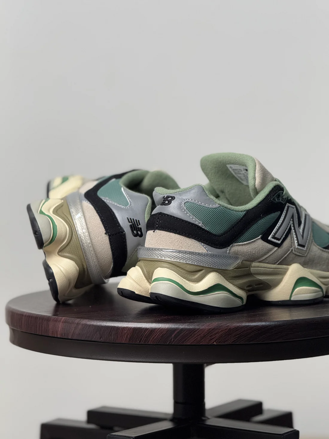 New Balance 9060 Dirty Green - Imagen 3