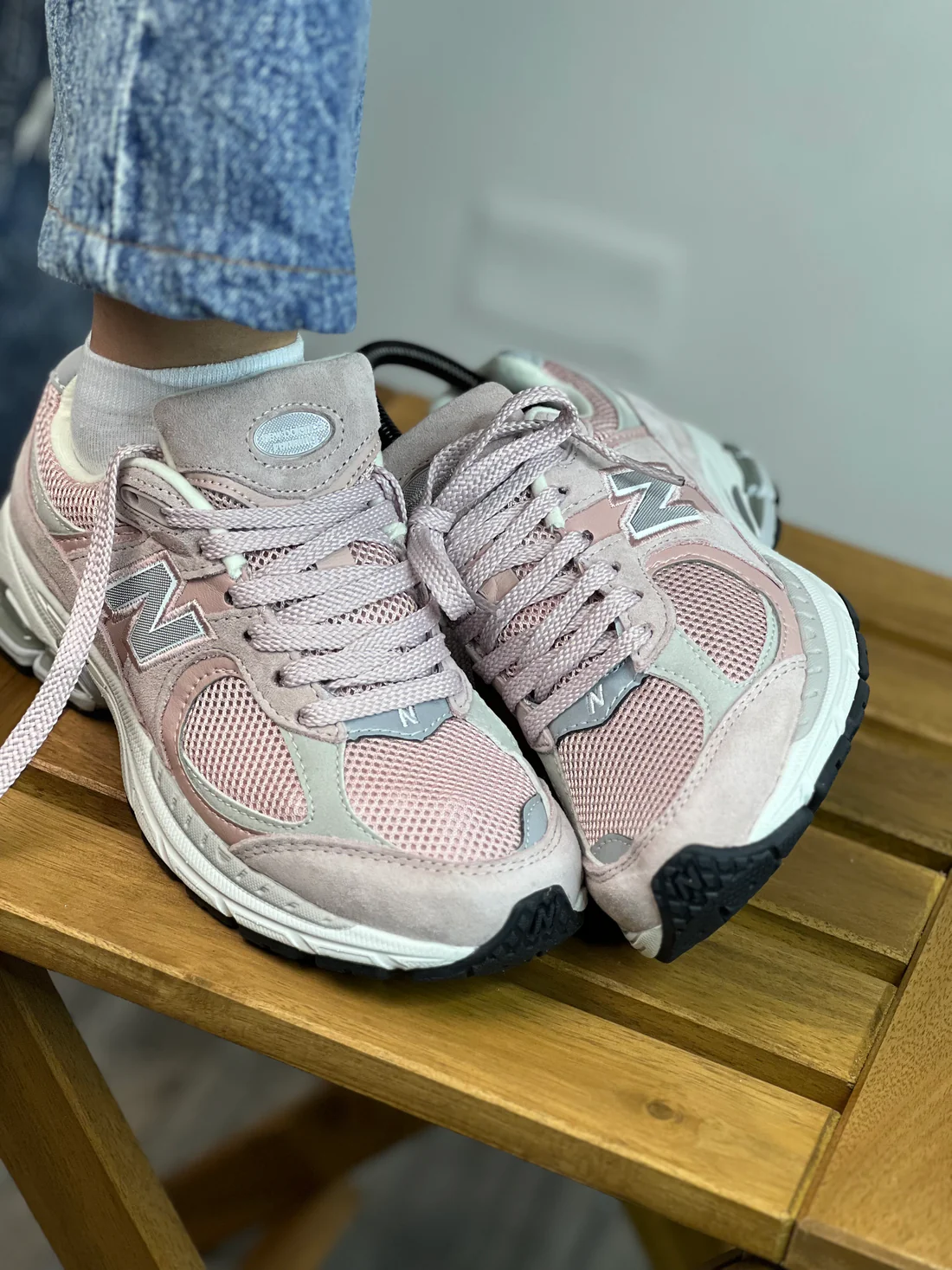New Balance 2002R Pink Sand - Imagen 2