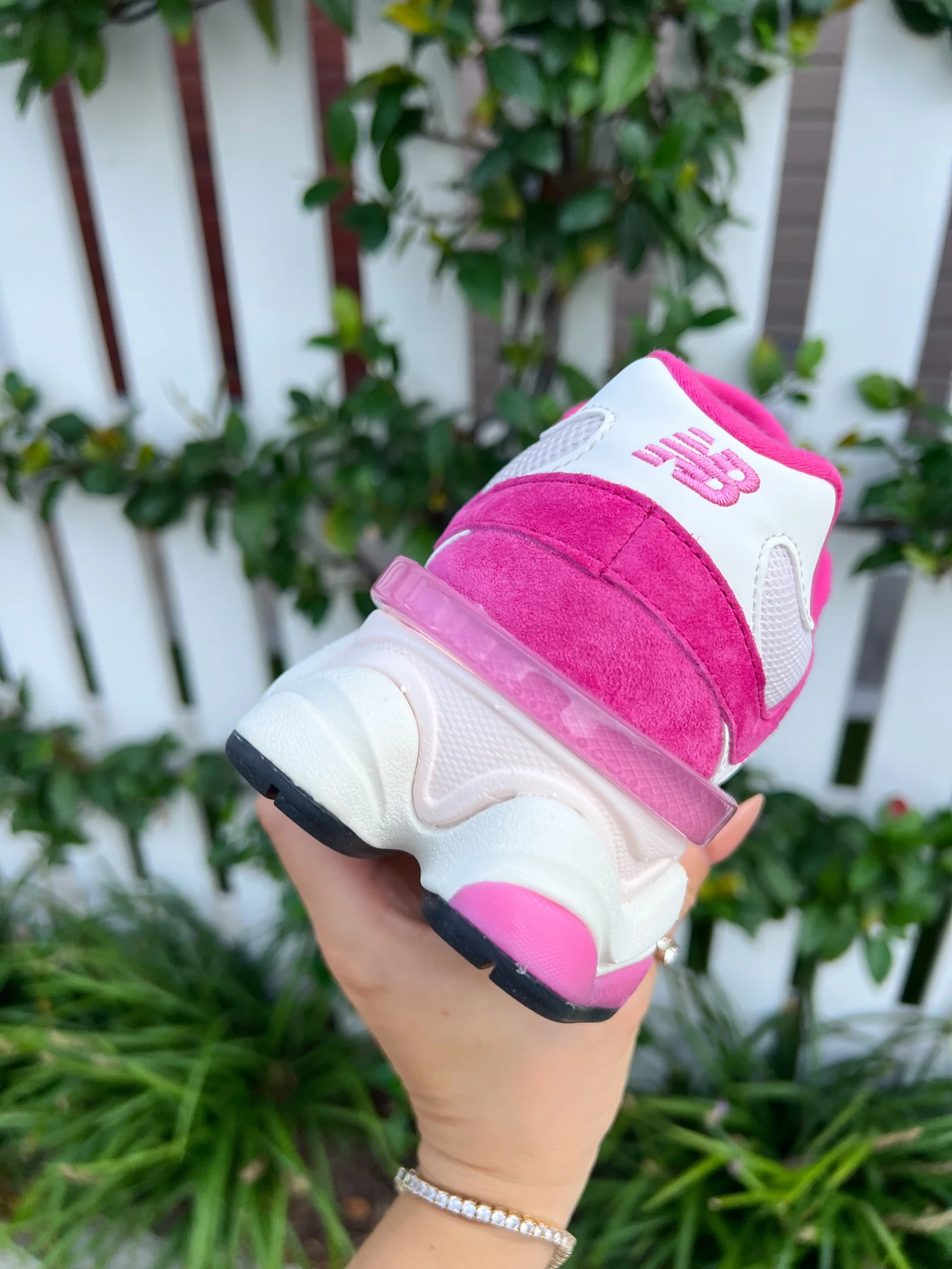 New Balance 9060 ROSA y BLANCO - Imagen 3