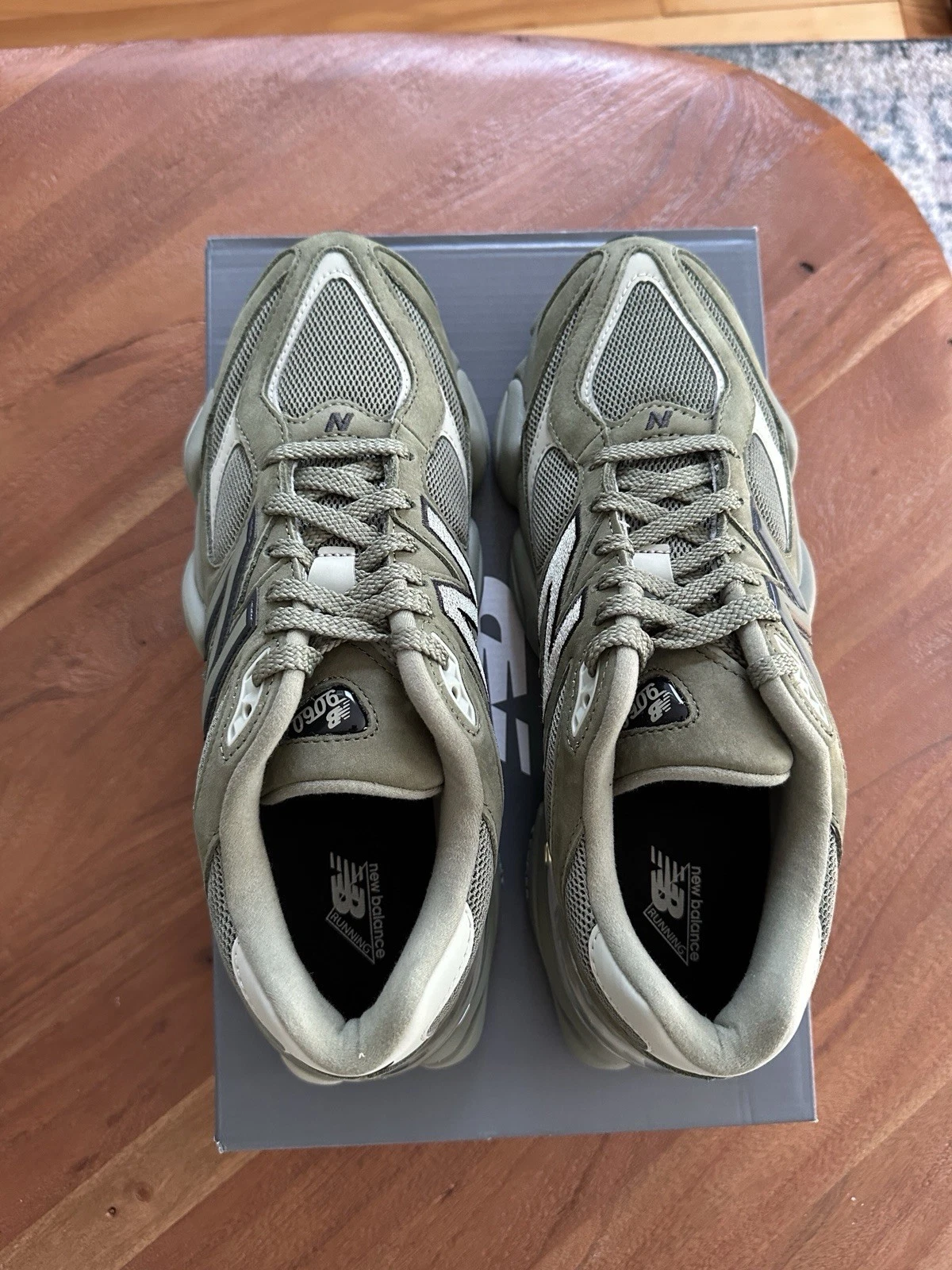 New Balance 9060 DARK - OLIVINE - Imagen 4