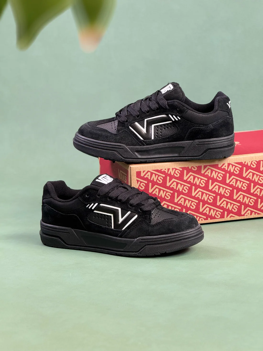 Vans Upland Black
