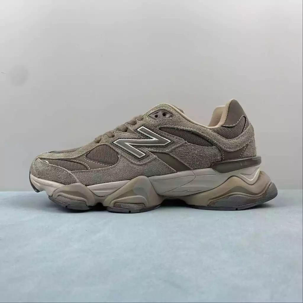 New Balance 9060 Mushroom Timberwolf